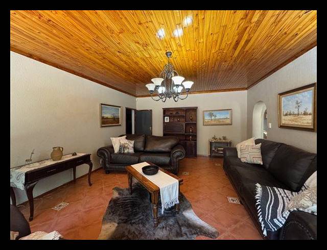 3 BEDROOM HOUSE FOR SALE IN GLEN MARAIS